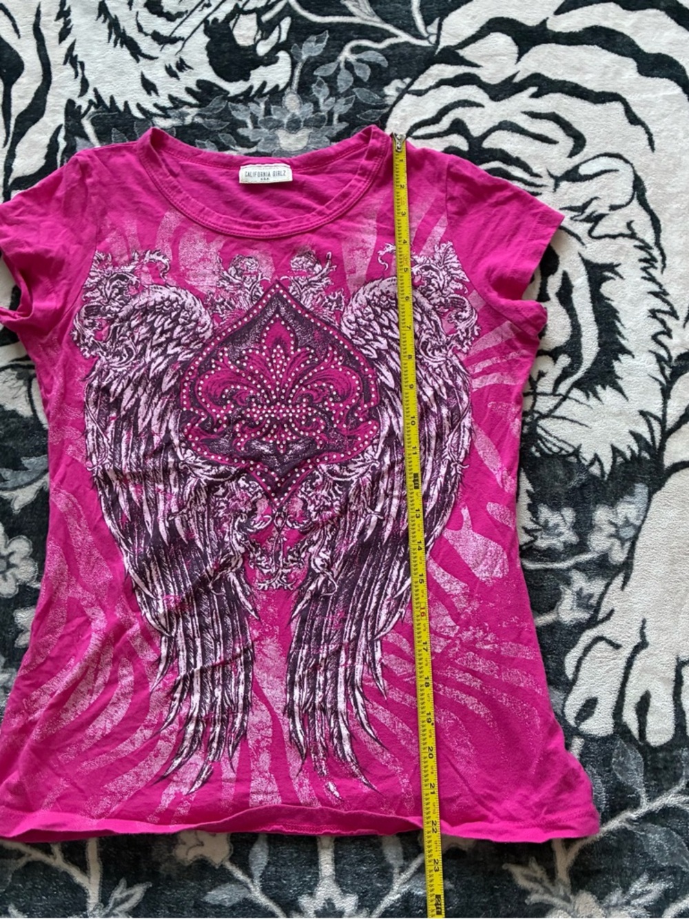 015 - WOMENS Y2K CALIFORNIA GIRLZ AFFLICTION STYLE ANGEL WINGS T SHIRT - Picture 4 of 4